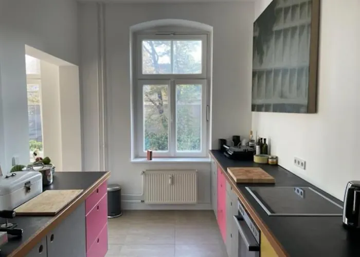 Wunderschoene, Grosszuegige Altbauwohnung In Mitte Berlino